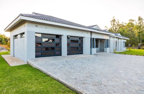 Harare Villa | Vacation Villa in Harare near Airport