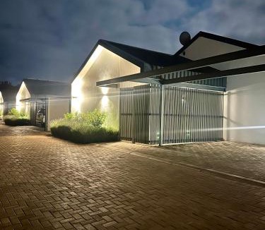 Harare Apartment | Vainona 3-BedI 3 Bath Family Home - Sleeps 6