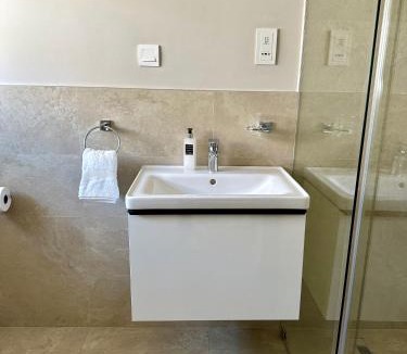 Harare Apartment | Vainona 3-BedI 3 Bath Family Home - Sleeps 6
