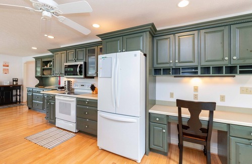 Valley Creek Run House | Valley Paradise/Mountain Views/Sleeps 10/Game Room