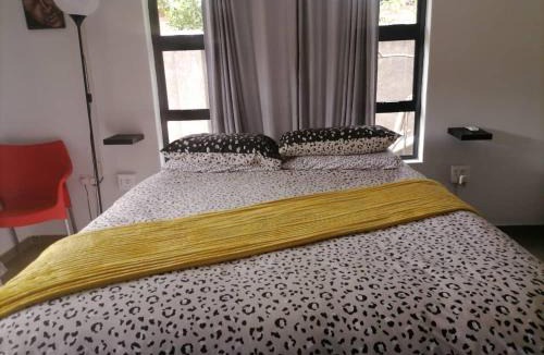 Victoria Falls House | Victoria Falls African Guest House