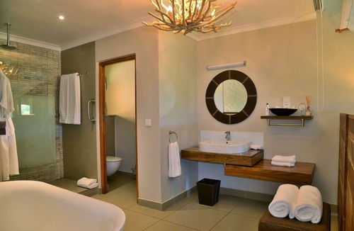 Victoria Falls Cabin | Victoria Falls Safari Club