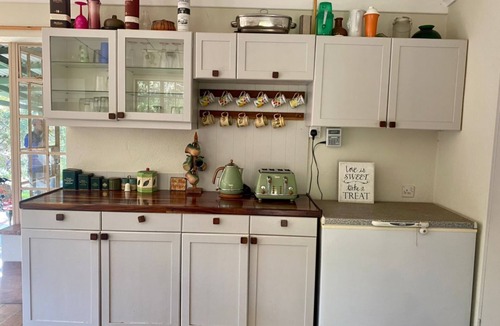 Juliasdale Apartment | Victorian style cottage in Nyanga - 2096