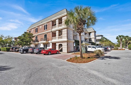 Seacrest Beach Condo | Village of South Walton Studio - Ground Floor | Easy Beach & Pool Access
