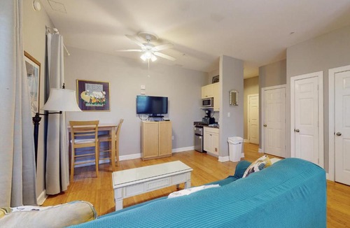 Seacrest Beach Apartment | Village of South Walton EB211