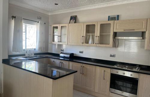 Harare House | Wales Suite
