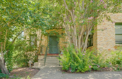 Midtown Apartment | Walk Everywhere! Monte Vista Apartment Near Cafes