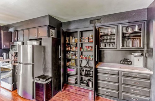 St. George Cottage | Walkable~ Bikes~ Firepits~ Petsok~ Bbq~ Dining