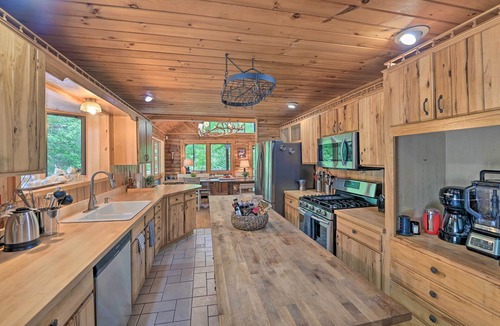 Warrensburg Cabin | Warrensburg Cabin w/Hot Tub: 15 Mi to Lake George