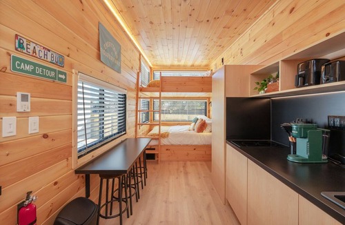 Fort Walton Beach Cabin | Waterfront Access Private Hot tub Yard 9