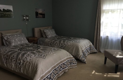 Williston North House | Williston Village INN- Twin room with 2 twin size beds. Acc. for 2 people