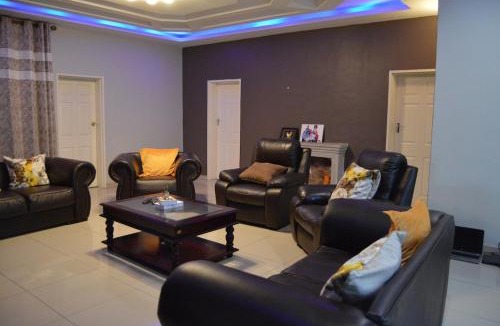 Harare House | Woodmead Meadows