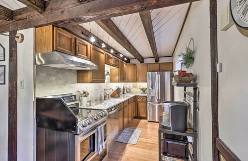 Kachina Village Cabin | Woodsy Flagstaff Hideaway w/Deck + Sunroom!