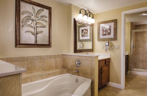 Lake Buena Vista Resort | Wyndham Bonnet Creek - Pools, Dining, Mini Golf - 2BR Deluxe