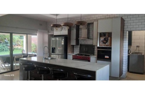 Victoria Falls House | Your Peaceful Escape Near the Wonders of Victoria Falls