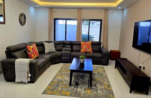 Kitwe Apartment | Zachi Zebra Apartment