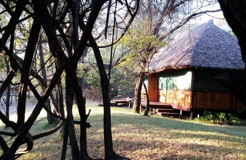 Machevu Cabin | Zambezi River Private Serviced Self-catering Chalets & Camp Site