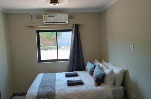 Lusaka Province Apartment | Zambezi River Safari Retreat 3bdr, Game & Canoe Safaris & Fishing