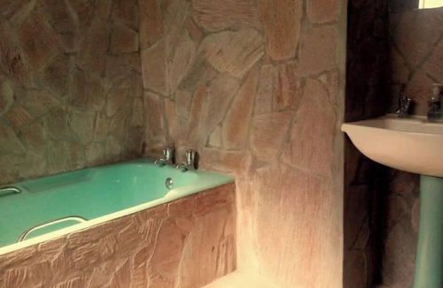 Chinhoyi Bed & Breakfast | Zebras Dazzle B&B | Van Gogh twin-room