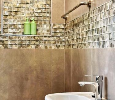 Lusaka Apartment | Zengu
