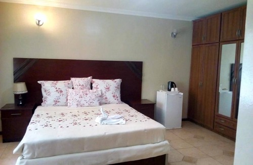 Lusaka Cabin | Zenith lodge