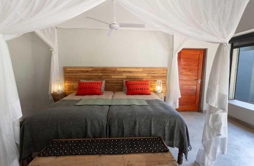 South Luangwa National Park Cabin | Zikomo Safari