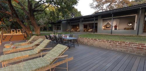 South Luangwa National Park Cabin | Zikomo Safari
