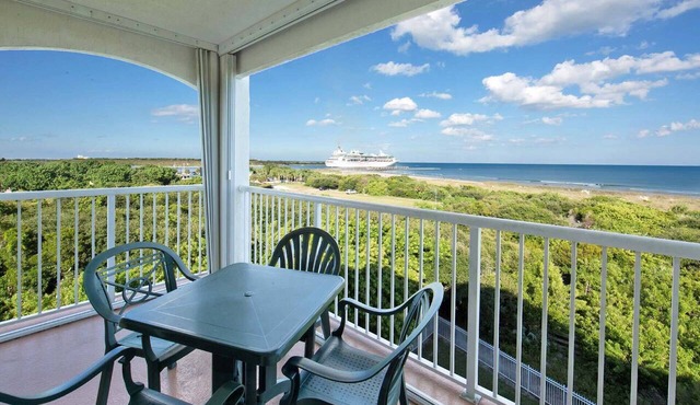 2-Bedroom Ocean Front in Cape Canaveral Beach Resort with free Water Park!