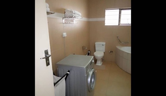 3 bedrooms exclusive house in Northmead