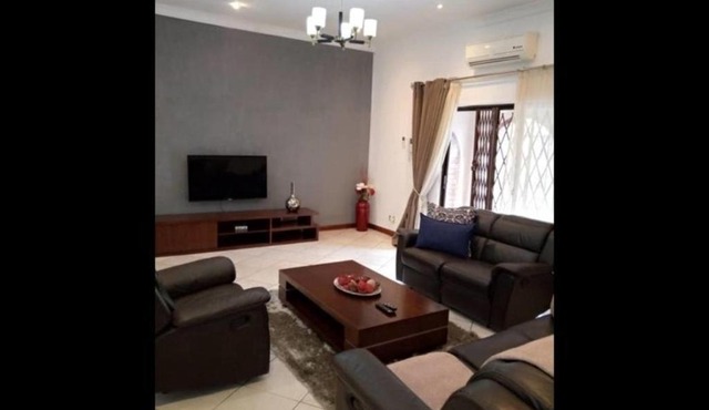 3 bedrooms exclusive house in Northmead