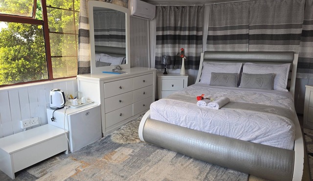 Apelles Palace Guest House - executive room 2