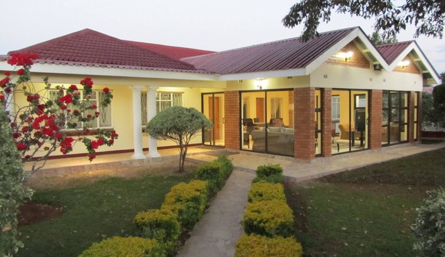 Art Lodges