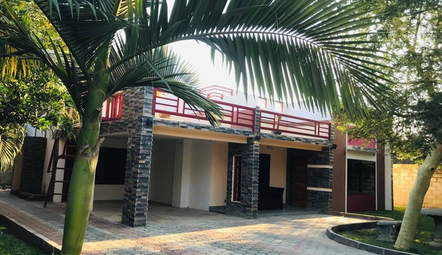Batoka Apartments- Unique African touch 6km from KKIA