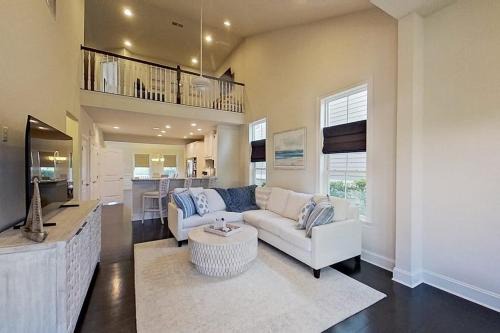 Bayside Resort - 30141 Candleberry Dr