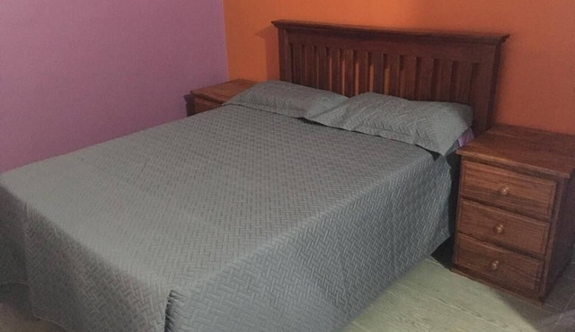 Beautiful 4-Bedroomed House with a Jacuzzi