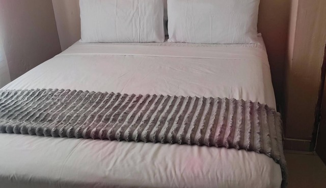 Benly's Nest Guest. We provide cheap accomodation in Kazungula/KasaneBotswana