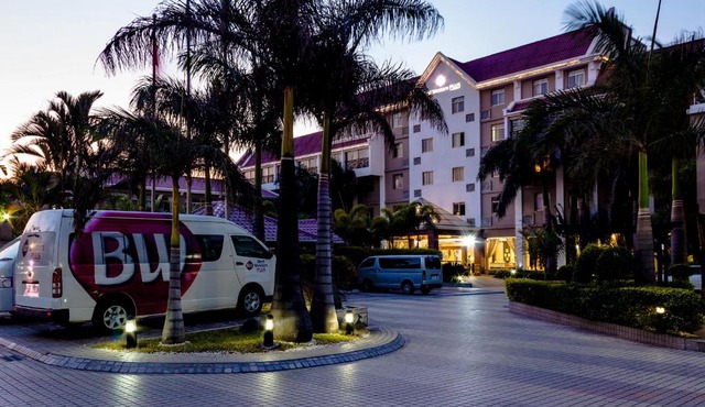 Best Western Plus Paramount Hotel