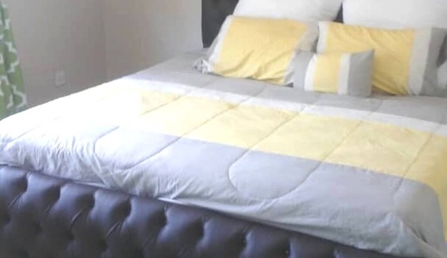 Browns Cottage Retreat - Newly remodeled,WiFi,Cute. Brand new kitchen, bathroom