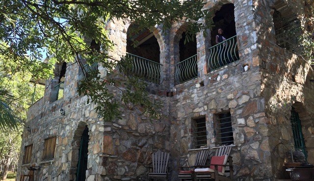 Castle siavonga and Cottage siavonga are private houses in a gated acreage.