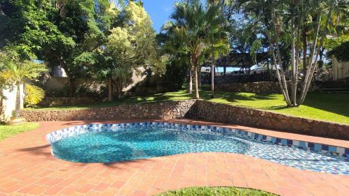 Charming 3 bedroom guesthouse - 2300