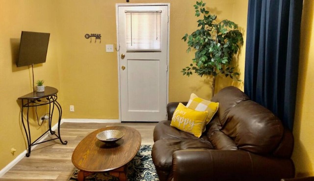 Charming fully furnished 1 bed 1 bath w/washer&dryer & private dog run