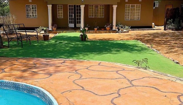 Chobe Oasis Guest House