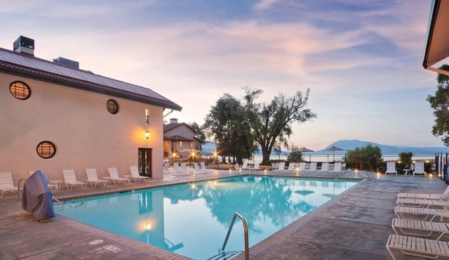 Clear Lake | Cozy Lake Retreat | Pool + Lake