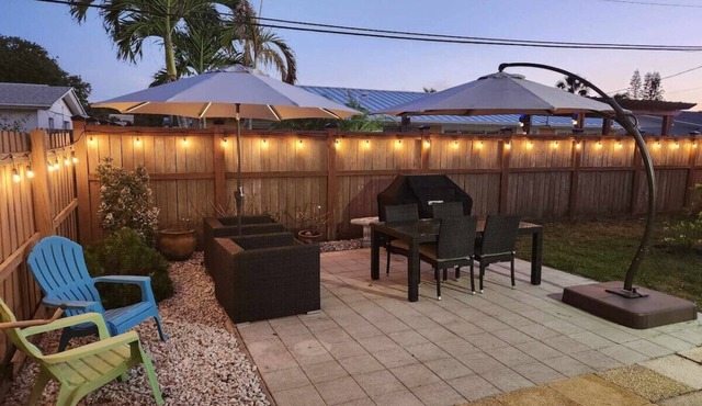 Coastal 3BR Retreat Near Beach, BBQ & Ping Pong