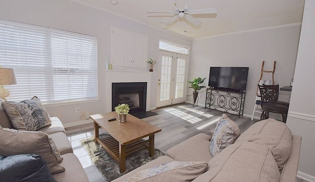 ♥️Coastal Getaway♥️~Large Clean-n-Cozy 3Bdrm Home
