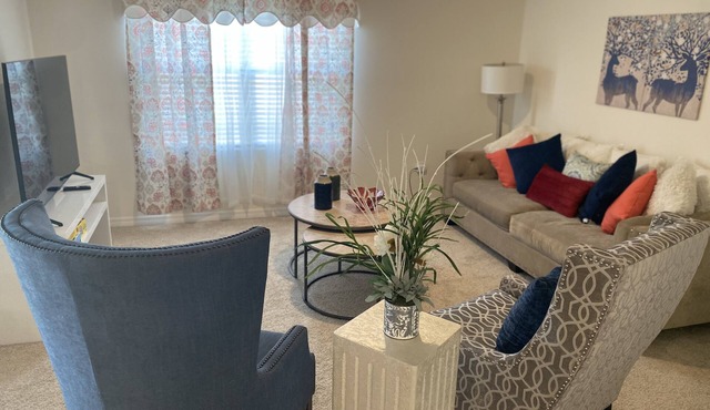 Confy 4 Bed to enjoy! 30 minutes from Disney