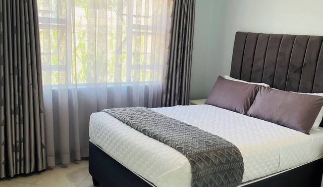 Cozy 2-bedroom 2-bathroom house in charming Mutare with luxury amenities.