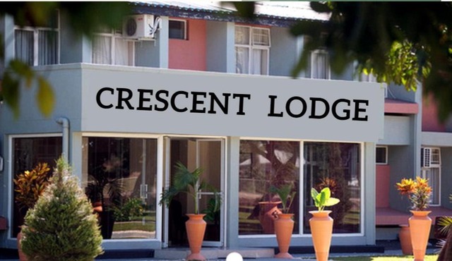 Crescent Lodge