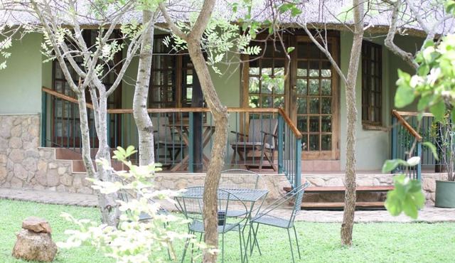 Double Lodge in Natural African Bush - 2111