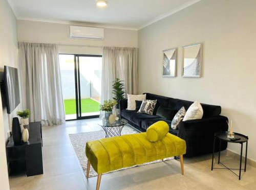 E105 Sarona City Flat E105